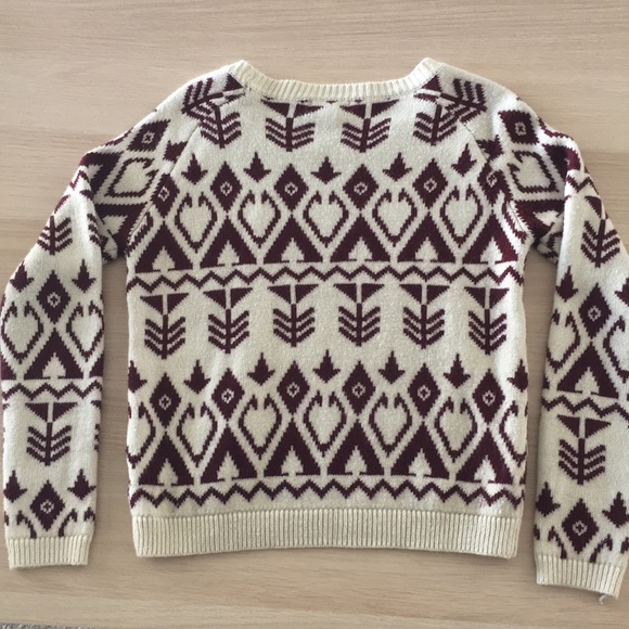 Tribal Patterned Maroon and Cream Sweater - Picture 2 of 7